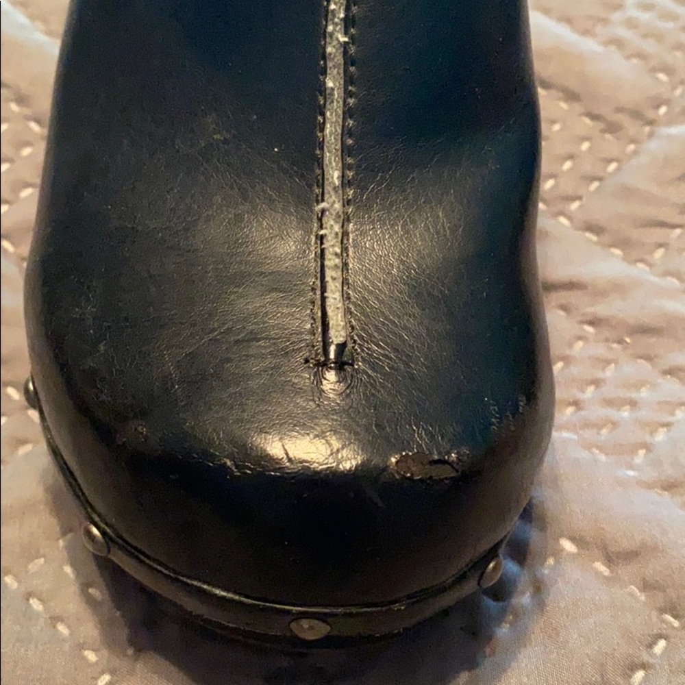 Shoes - Picture 3 of 3
